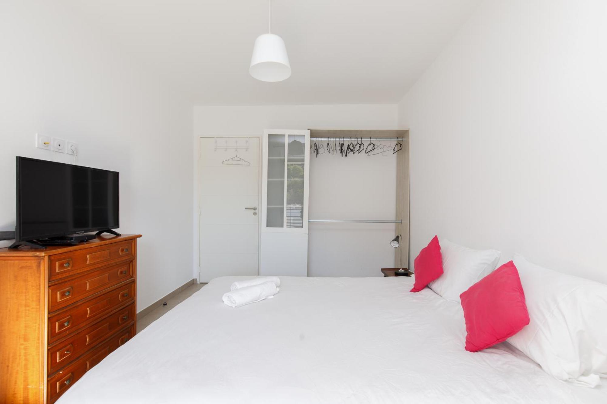 Lovely 2 Bedroom Condo With Pool Валорис Екстериор снимка